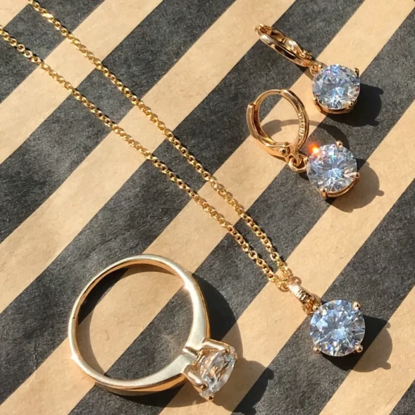 Комплект украшений Кристалл в Москве