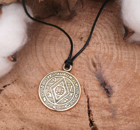 Money Amulet в Москве