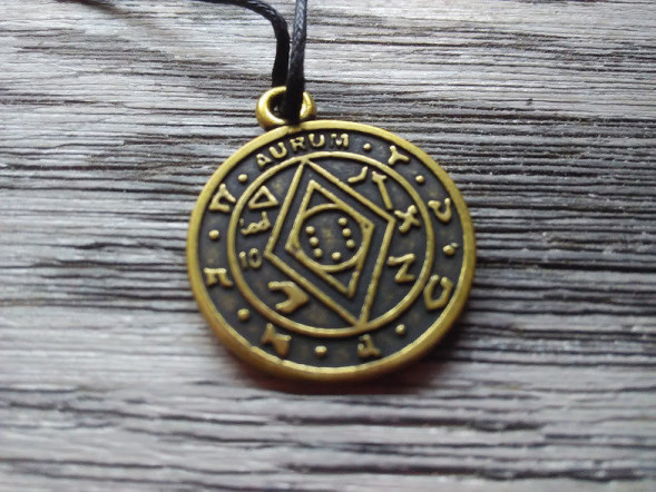 Money Amulet в Москве